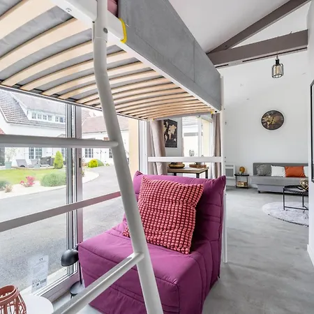 Apartment Lovely In