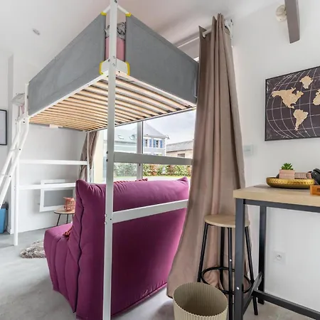 Apartment Lovely In